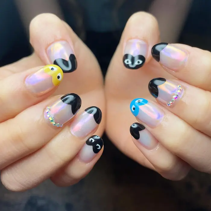 オーロラベースのコムデギャルソンネイル Go Today Shaire Salon 渋谷modi店所属 大西 遥乃のネイル デザイン ミニモ