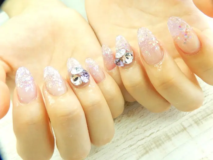 ラメスカ Vカット Dolce Nail 柏店所属 Dolce Nail 柏店のネイルデザイン ミニモ