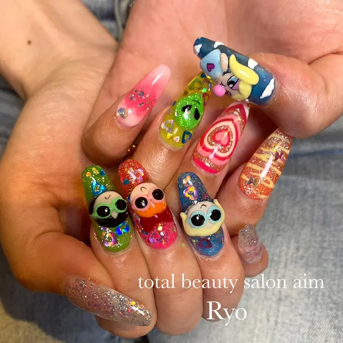 久しぶりに凝ったマイネイルです 3dアートは1週間前に画像やサイズ送って頂けると 作る事は可能な トータルビューティaim所属 Total Beauty Aimのネイルデザイン ミニモ