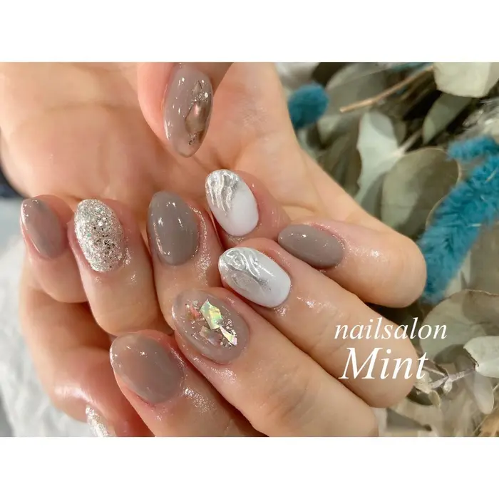 チップ10本な長さ出し 5000 持ち込みアートokお気軽にご相談ください ネイルサロンmint所属 Nailsalon Mintのネイル デザイン ミニモ