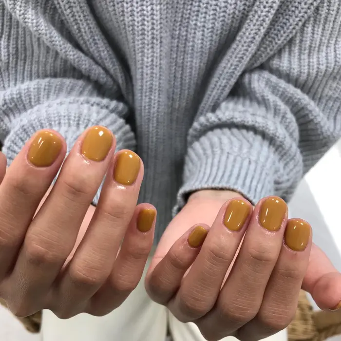 ワンカラーネイル シンプルネイル ワンカラーネイル オフィスネイル ナチュラルネイル Cherie La Mer 池袋所属 シェリーラメール Maoのネイルデザイン ミニモ