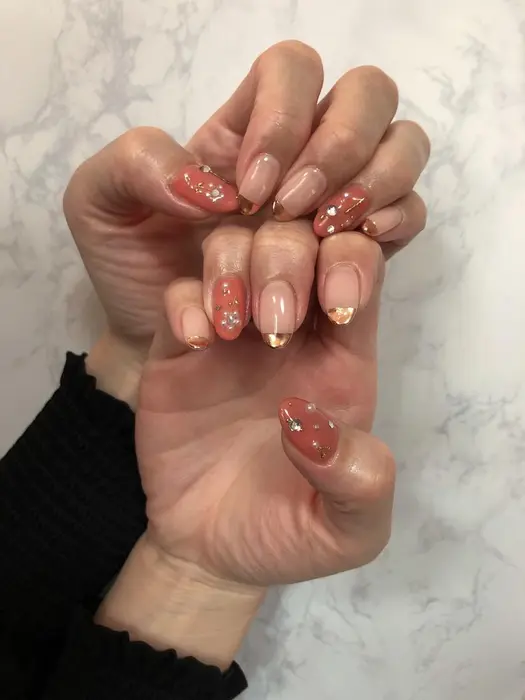 Y Nail所属 村田 裕美のネイルデザイン ミニモ