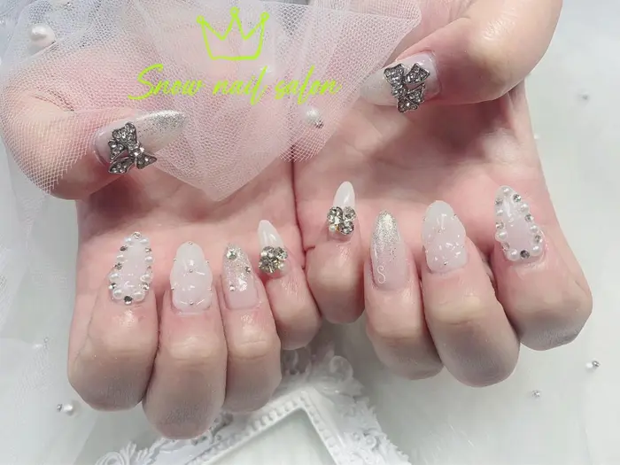 新宿ネイルサロン ネイルサロン新宿 ジェルネイル ジェルネイルデザイン ネイルデザイン 渋谷ネイル Snow Nail Salon所属 Snow Nail スカルプ新宿店のネイルデザイン ミニモ