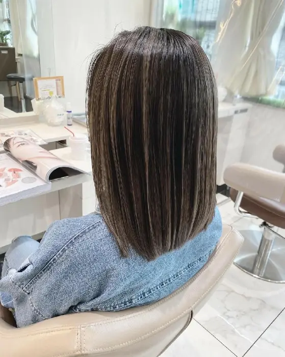ミディアムハイライト アッシュ大宮所属 ａｓｈ 大宮のヘアカタログ ミニモ