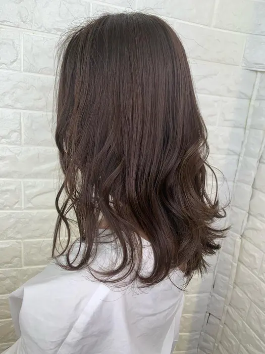 暗めのショコラベージュは色持ちも1ヶ月半持つので大人気 艶もしっかり出るカラーです Nyny 長岡天神店所属 橋村 直樹のヘアカタログ ミニモ