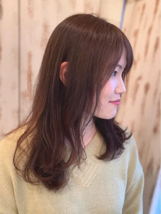 巻きやすいように軽めのセミロングに透明感あるベージュカラー Florent所属 坂田 慎一のヘアカタログ ミニモ