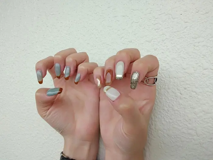 夏ネイル ちぐはぐネイル トレンドネイル 流行りネイル フレンチ フレンチネイル ニュアンスネイル 自宅ネイルサロン Lily所属 自宅ネイルサロン Lilyのネイルデザイン ミニモ