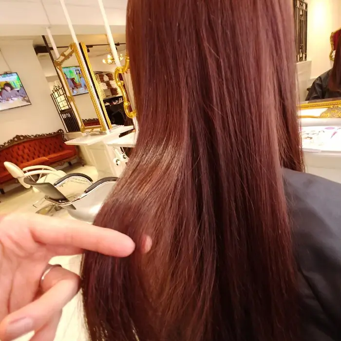 スロウカラー ピンク ケアブリーチ カラーバター スロウカラー オラプレックス マレイ Gokan ゴカン ごかん 所属 ナカシマ トシキのヘアカタログ ミニモ