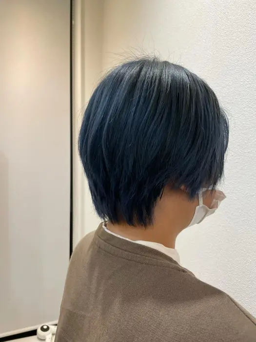 青のグラデーションカラーです お客様と色の濃さ色味の少しの違いも全て相談させていただいて決めてます Garland Ginza所属 ヒラタセイヤ のヘアカタログ ミニモ