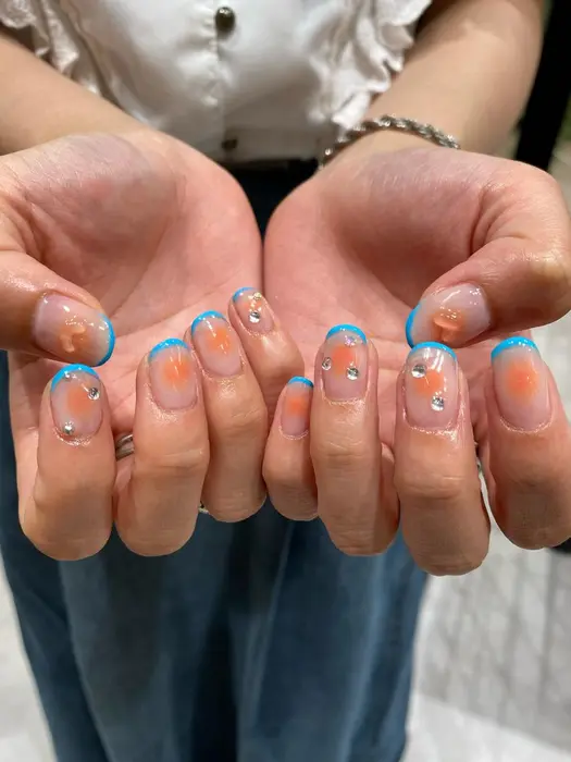 チークネイル Zest三鷹店所属 ネイル 透明感カラー 又吉ちえのネイルデザイン ミニモ