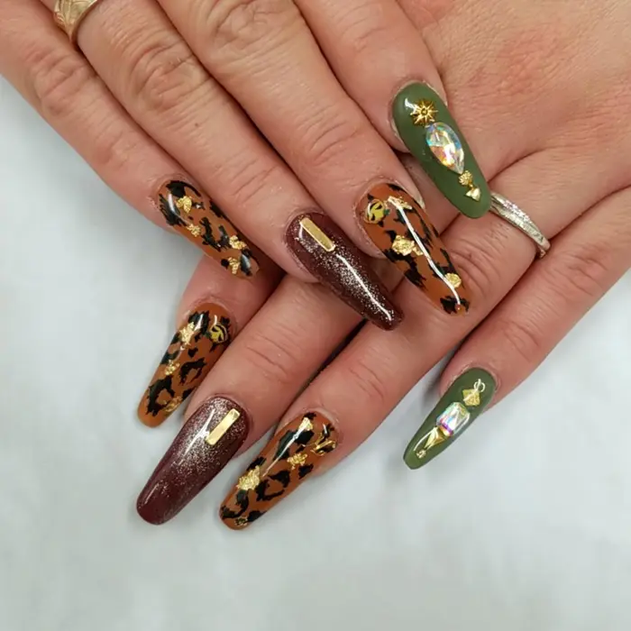 ネイル 立川ネイル 立川アネラ Anela スカルプ 立川スカルプ ジェルスカルプ 立川南口徒歩5 立川ネイルエステサロンanela所属 河野ちえ 雑誌掲載サロン のネイルデザイン ミニモ