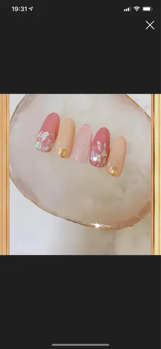 ネイルブック投稿 大人可愛い 泉南市自宅ネイル ネイルデザイン21 ビジュー ビックストーン プライベートサロン R 所属 ネイルサロン Rの ネイルデザイン ミニモ