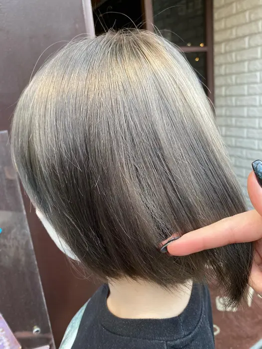 Lee 東三国店所属 齋藤 彩花のヘアカタログ ミニモ