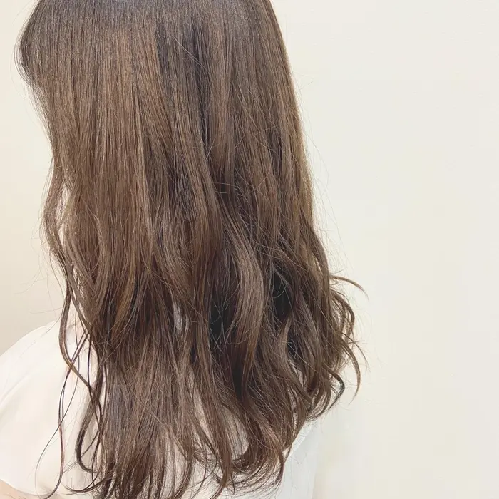 髪質に悩んでる方 ツルツルの髪の毛にしませんか サラサラで軽くまとまるのでベタつくのが苦手な方 Chuchuprivatehairsalon所属 武田 夢乃のヘアカタログ ミニモ