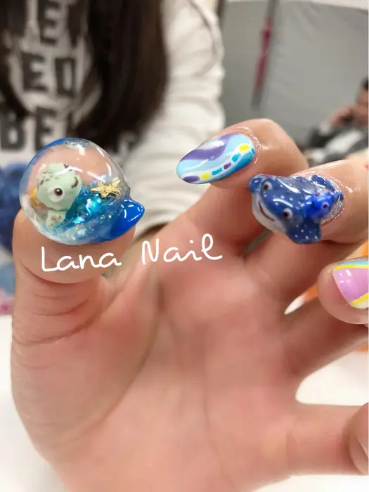 キャラクター3d スノードームは2週間以上前のオーダーでお願いします Lana Nail所属 Lana Nailのネイル デザイン 0553 ミニモ