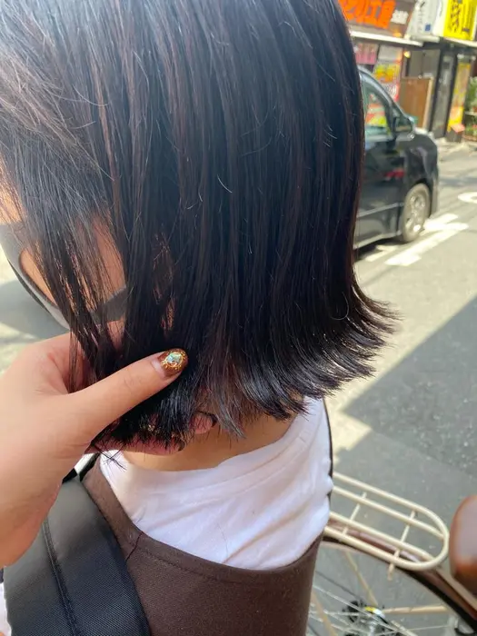 くせっ毛さんでも ボリュームおさえて切りっぱなしボブ できます お家でのケア法 乾かし方 しっかり Atoz大船所属 とまべち まりのヘアカタログ ミニモ