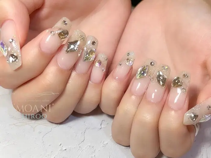 長持ちフィルイン ネイルサロン Moani Hiroo 爪に優しいパーフェクトフィルインと Moani Hiroo所属 Moanihiroo 髙野のネイルデザイン ミニモ