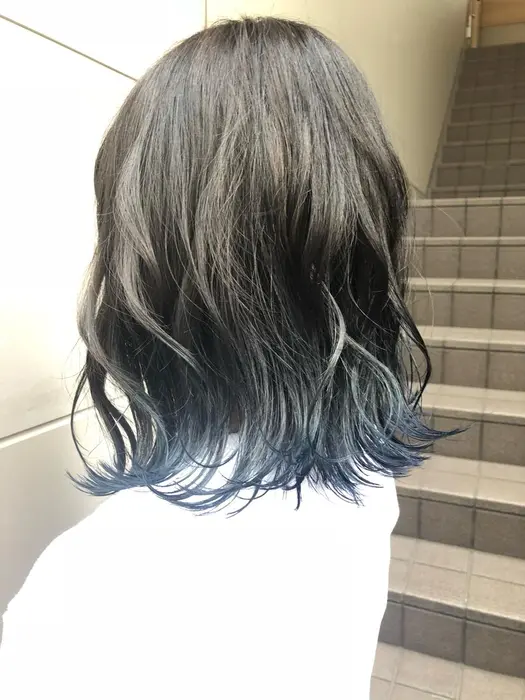 裾カラーネイビーグレー Bruder ブルーダー所属 加倉井 翔のヘアカタログ ミニモ