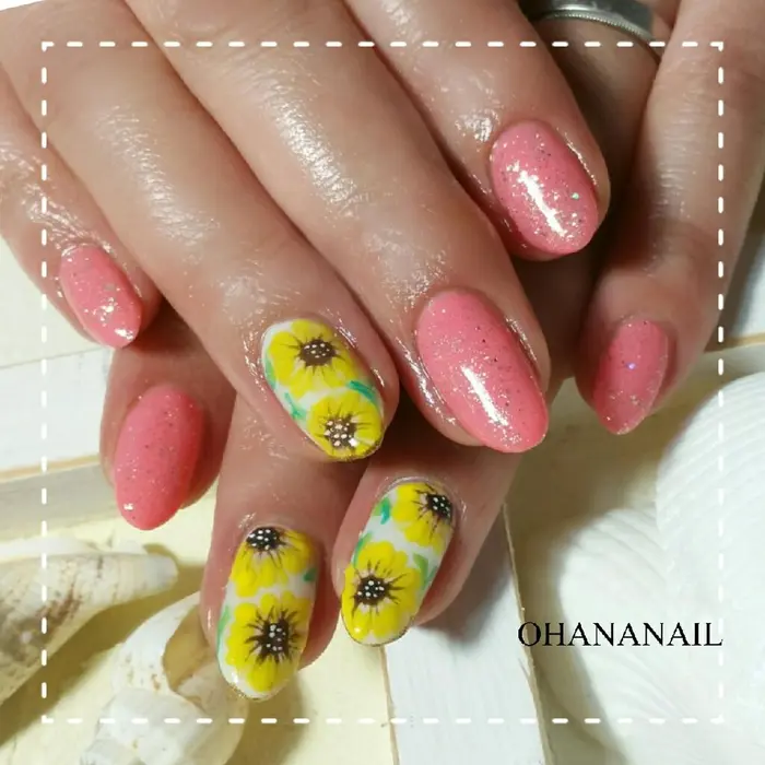 ヒマワリネイル ひまわり ピンク Pinknail Sammernail 自宅サロン Ohananail所属 Ohananail 伏見久我のネイル デザイン ミニモ
