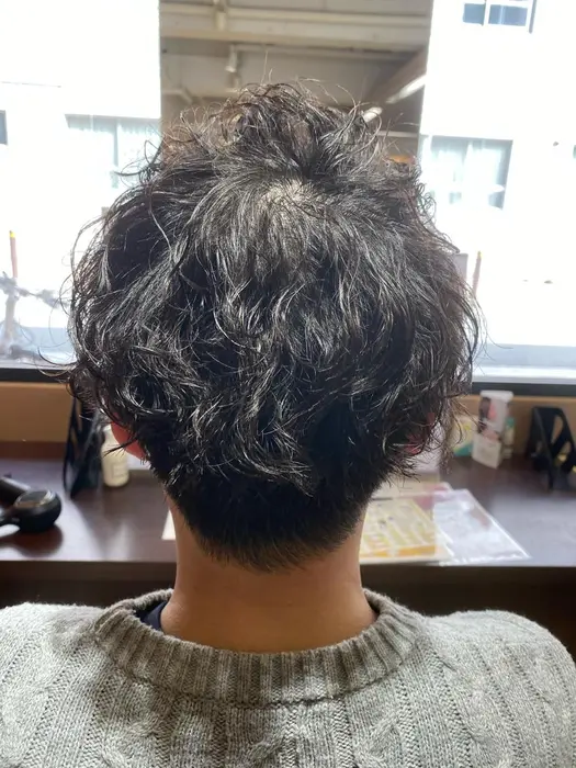 メンズスタイリング メンズパーマ スパイラルパーマ ツイストスパイラルパーマ ツイストパーマ パー Lee 大阪店所属 Lee大阪店 モモカのヘアカタログ ミニモ