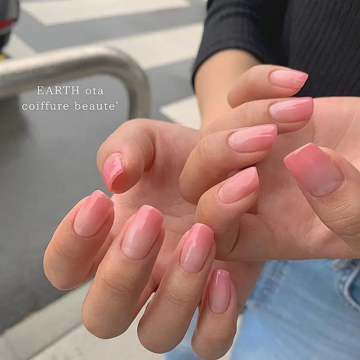 Earth Coiffure Beaute 太田店所属 金井 愛梨のネイルデザイン ミニモ