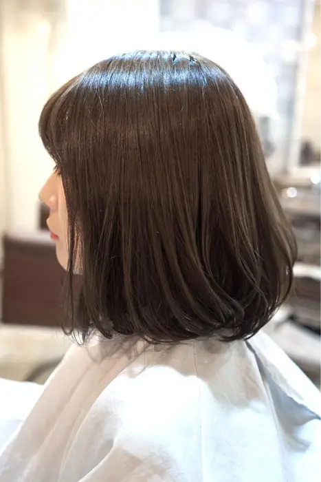 8レベルベージュグレージュ ブリーチ無し Emo Hair所属 オーナースタイリスト 国生太一のヘアカタログ ミニモ