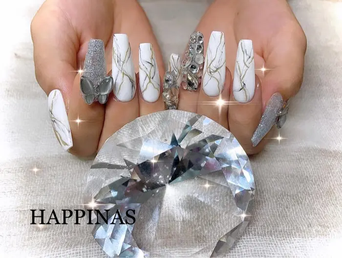 大理石ネイル スカルプネイル 大理石ネイル アートネイル ホワイトネイル ミラーネイ Happinas所属 Happinas Nail 脱毛のネイルデザイン ミニモ