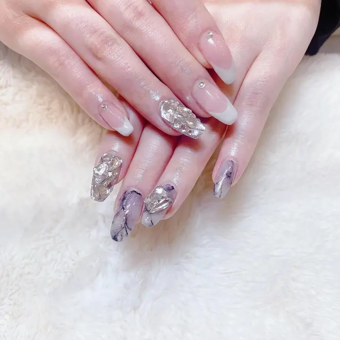 ちぐはぐネイルかっこいい系キラキラアートもおまかせください Cherise Nailroom所属 ロング ワンホン Moeのネイル デザイン ミニモ