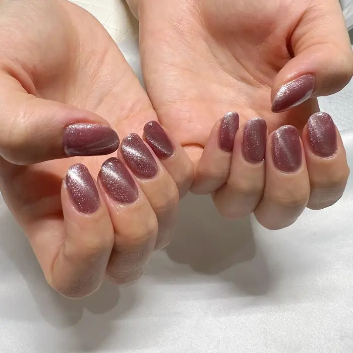 マグネットネイル 斜めに磁石当ててます Babel バベル 京橋所属 まつむら るあのネイルデザイン ミニモ