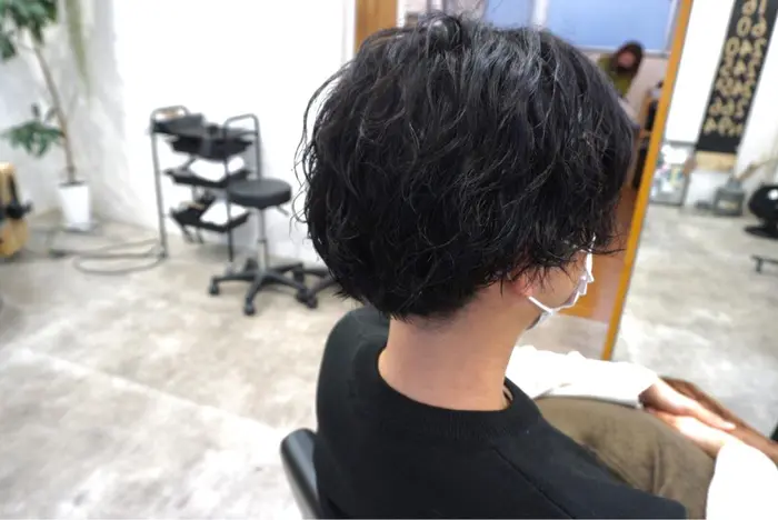 ツイストスパイラルパーマ ウェットでスタイリングして お洒落度アップ Baton Hair Salon所属 麻生 歩未のヘアカタログ ミニモ