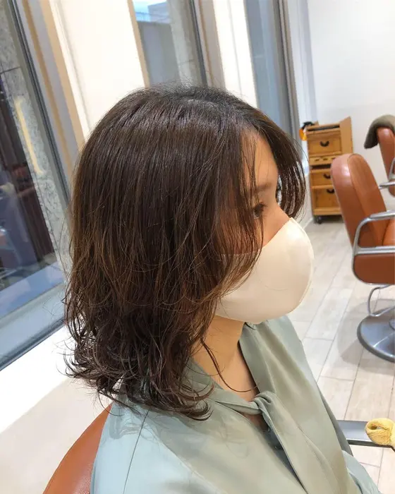 髪の毛伸ばし中の方もぜひご相談下さい サイドバングや前髪パーマもぜひ 結んだ時にどうしたらかわい Neolive Ginza所属 ニュアンスパーマ おおや ともみのヘアカタログ ミニモ