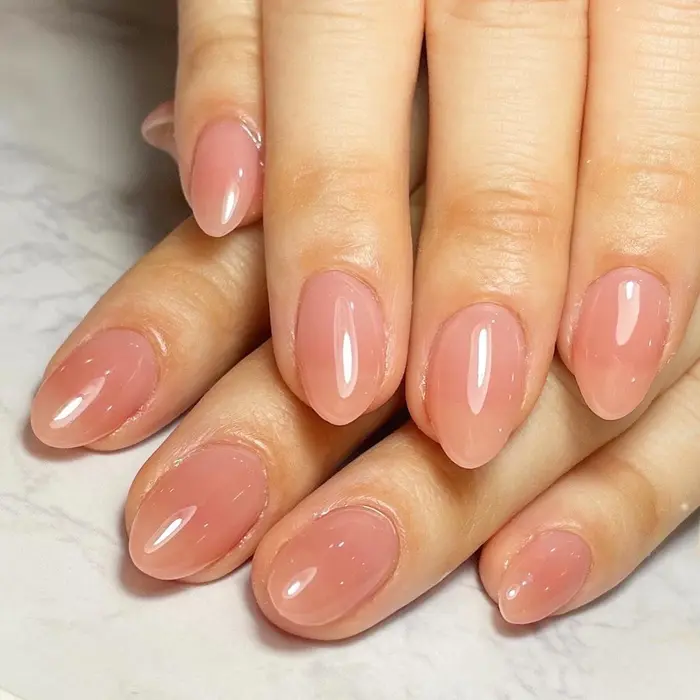 自然なスカルプネイルです 大人のための 長持ちフィルイン 渋谷区 港区ネイルサロン Moa Moani Hiroo 広尾駅前店所属 みこがみ あんずのネイルデザイン ミニモ