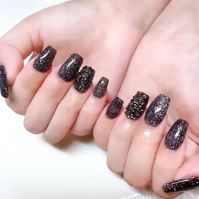 クリスタルピクシーは別途料金です 事前に在庫確認をオススメ致します 爪屋 Nail Salon所属 爪屋 Nailsalonのネイルデザイン ミニモ