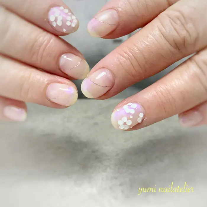 フラワーネイル ぷっくりフラワー 春ネイル ななめフレンチ ユミ ネイルアトリエ所属 ネイリスト Yumiのネイル デザイン ミニモ