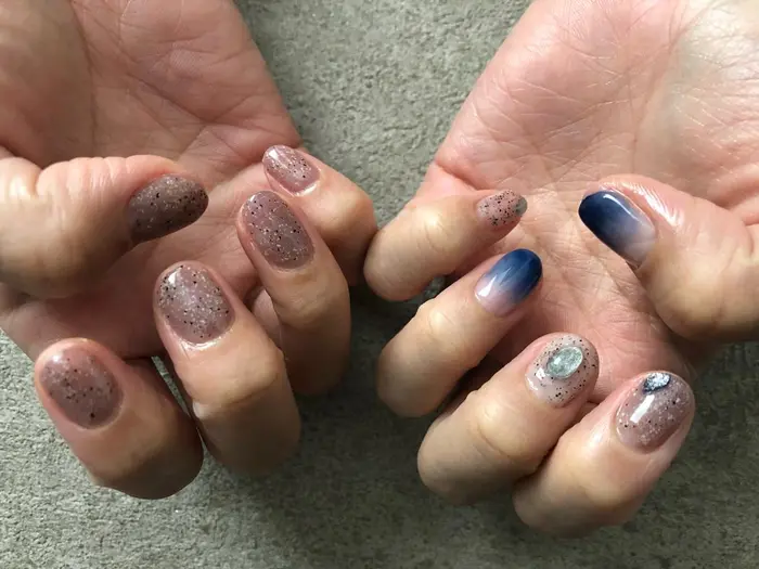 マグネットネイル サンドネイル ジェルネイル ニュアンスネイル 松阪市 松阪市ネイルサロン マグネ True Colors所属 Okum Yukinaの ネイルデザイン ミニモ