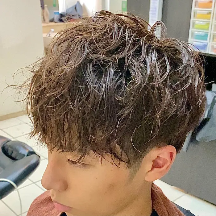 今流行りのツイストスパイラルパーマ パーマの持ちが良いのでオススメです スタイリングが難しい方は Nexus イオン 新浦安店所属 新浦安 マッシュ特化 山澤正稔のヘアカタログ ミニモ