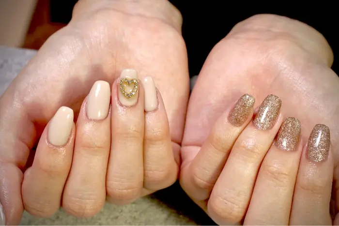 トレンドネイル 松戸ネイル くすみネイル 冬ネイル21 ニュアンスネイル ミラーネイル マグネ Mh Nail所属 Mh Nailのネイル デザイン ミニモ