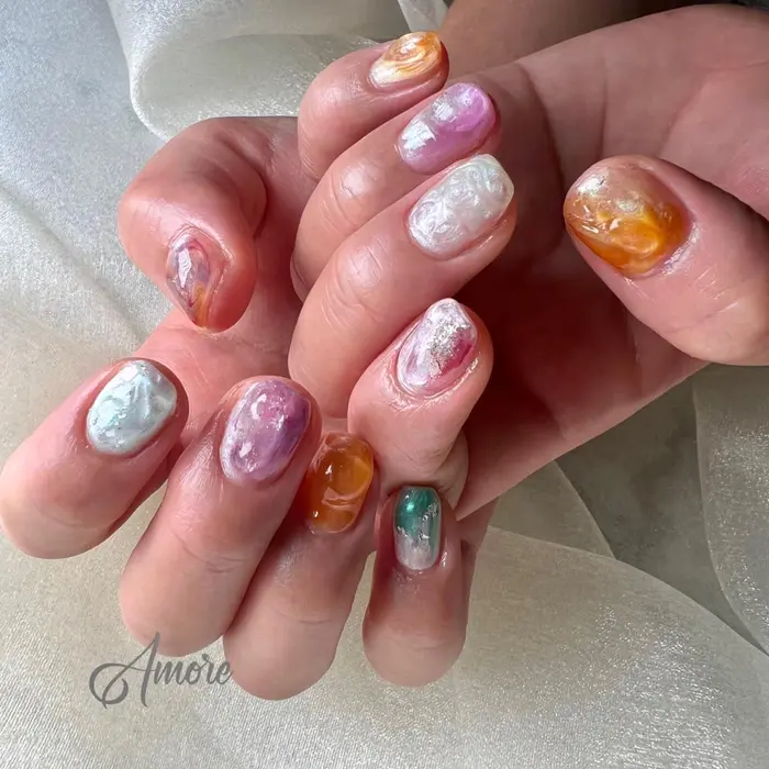 ネイルサロンアモーレ パラジェル プライベートネイルサロン 22ネイル 젤네일아트 화려한네 Nail Salon Amore所属 You Kyehwaのネイルデザイン ミニモ
