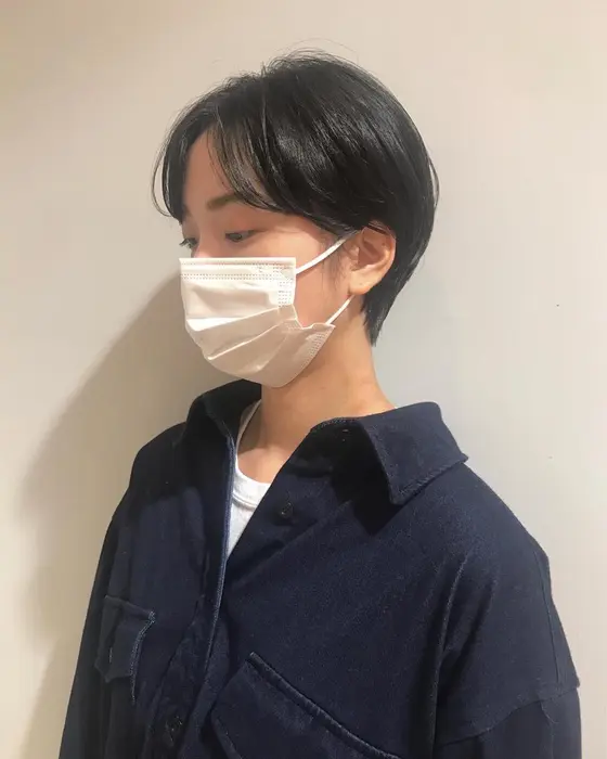 透明感のある地毛風カラーとマッシュショート 前髪が長めなので ハンサムショートにもなります Jeno所属 吉田 美紀 のヘアカタログ ミニモ