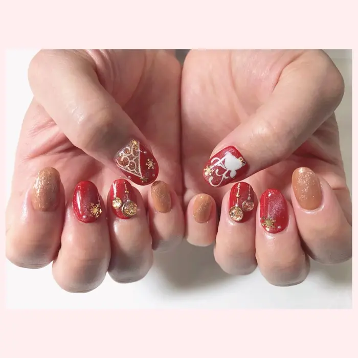 ネイル アイラッシュサロン Veil 池袋東口店所属 祥子 ネイルデザイナーのネイルデザイン ミニモ