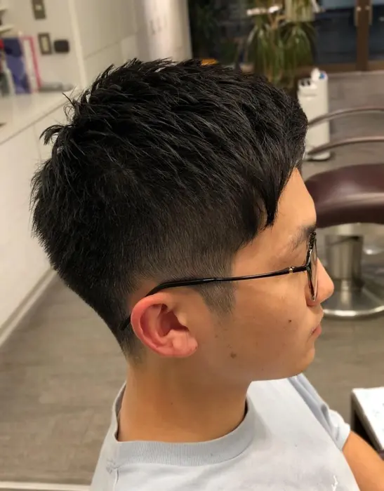 メンズカット ショートスタイル グラデーションフェードお任せください Cockney Hair Beauty所属 髪質改善美容院 Cockney 斎藤のヘアカタログ ミニモ