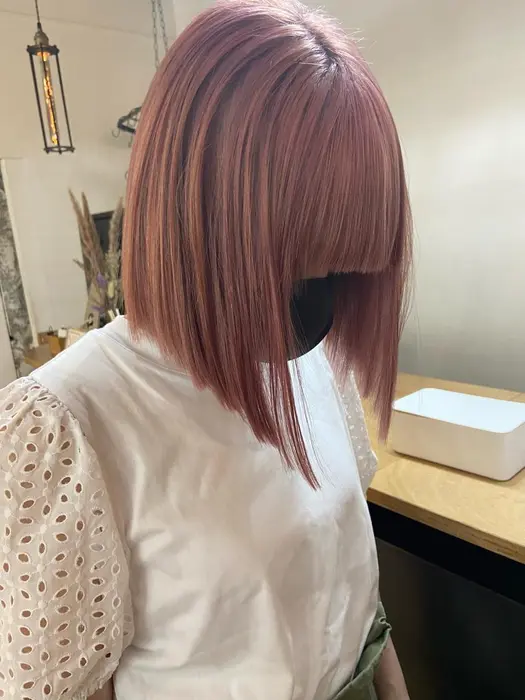 ピンク前下がりボブ エシカ所属 南船場ethica Ayakaのヘアカタログ ミニモ