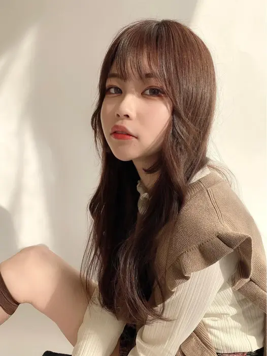 韓国風ヘア ロング コスメストレート レイヤーカット くびれヘア Afloat Ruvua所属 韓国風ヘア ワンホン神田のヘアカタログ ミニモ 韓国風ヘア ロング コスメストレート レイヤーカット くびれヘア Afloat Ruvua所属 韓国風ヘア ワンホン神田のヘアカタログ ミニモ