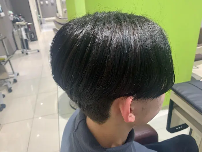 ミディアムセンターパート メンズ センターパート Earth関内店所属 齊藤拓希 メンズno 1のヘアカタログ ミニモ