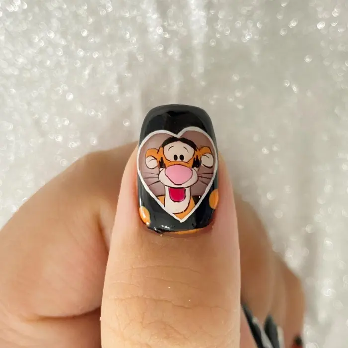ティガーネイル 寅年ネイル 渋谷ネイル 渋谷ネイルサロン ネイル キャラクターネイル Pomynail Hifu 渋谷 店所属 Pomynail渋谷 Nakoのネイルデザイン ミニモ