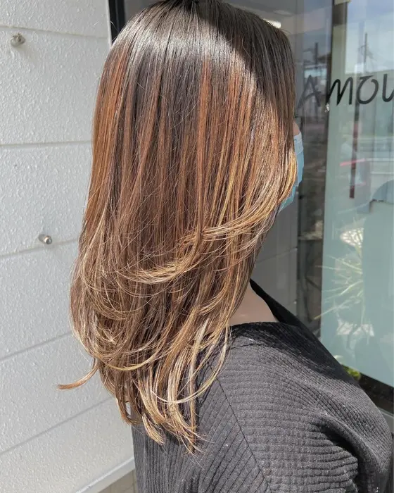 ロングレイヤースタイル Amour所属 Amour Maiのヘアカタログ ミニモ