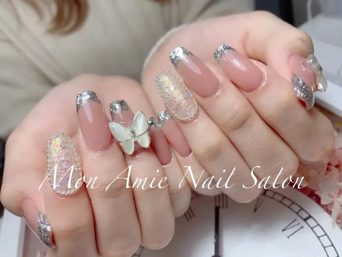 蝶々パーツ別料金なります スカルプ 長さ出し ピクシネイル Monamie Nailsalon Mon Amie Nail Salon所属 Mon Amie Nail Salonのネイルデザイン ミニモ