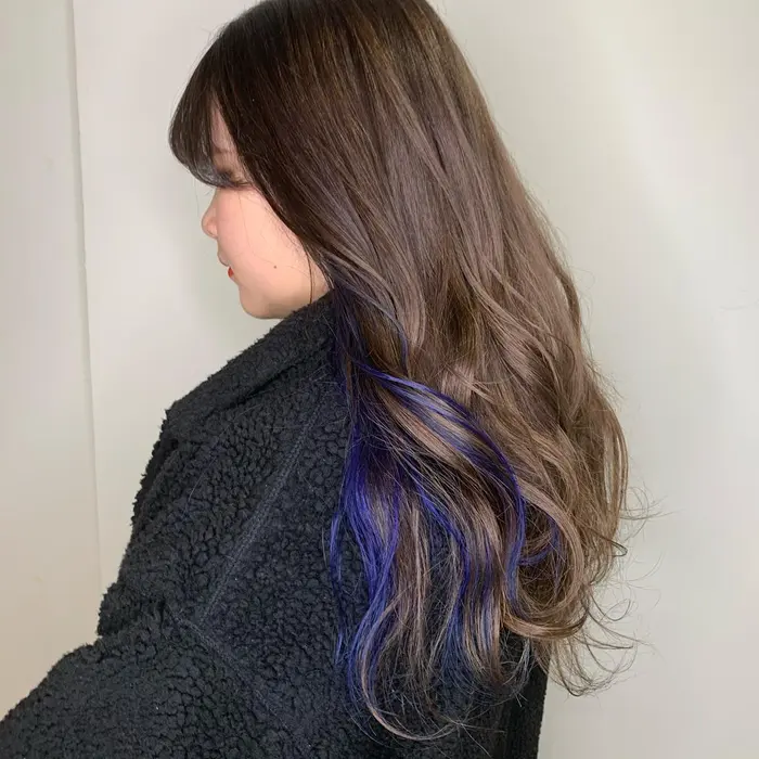 イヤリングカラーで紫のカラーをもってきて耳にかけたらとで可愛いです Zest Cres所属 Nanaseのヘアカタログ ミニモ