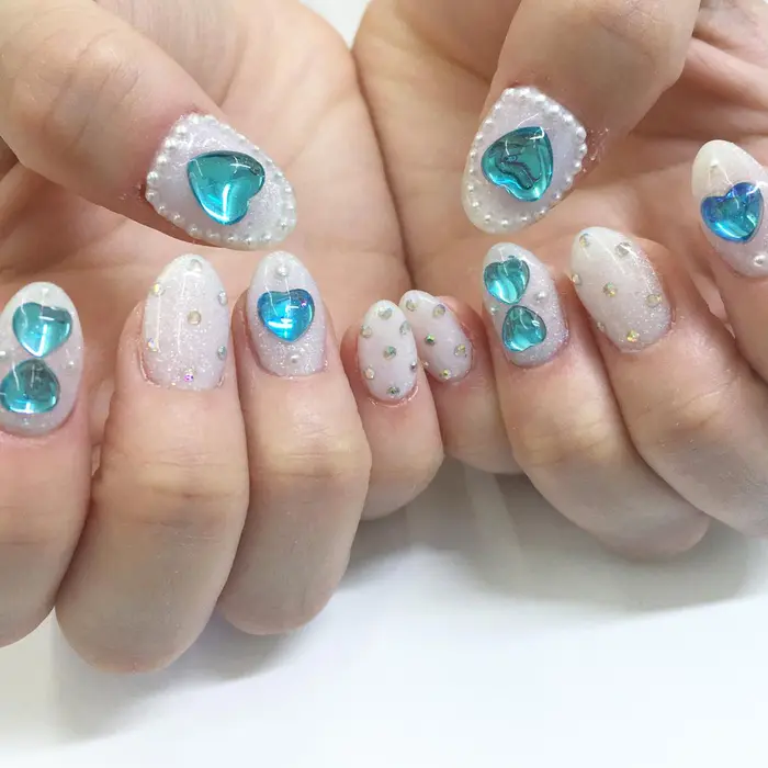 ハートネイル Minami Nail所属 Haruka のネイルデザイン ミニモ
