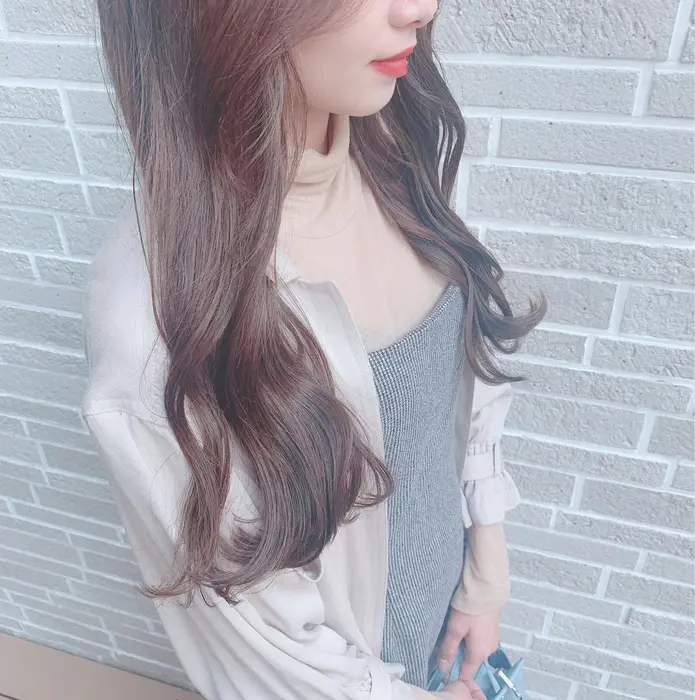 シールエクステ52cm×60本︎ |sweep平尾店所属・ノダ アンナのヘア シールエクステ52cm×60本︎ |sweep平尾店所属・ノダ アンナのヘア